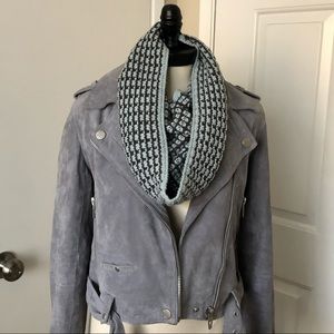 ✳️ Gap circle scarf